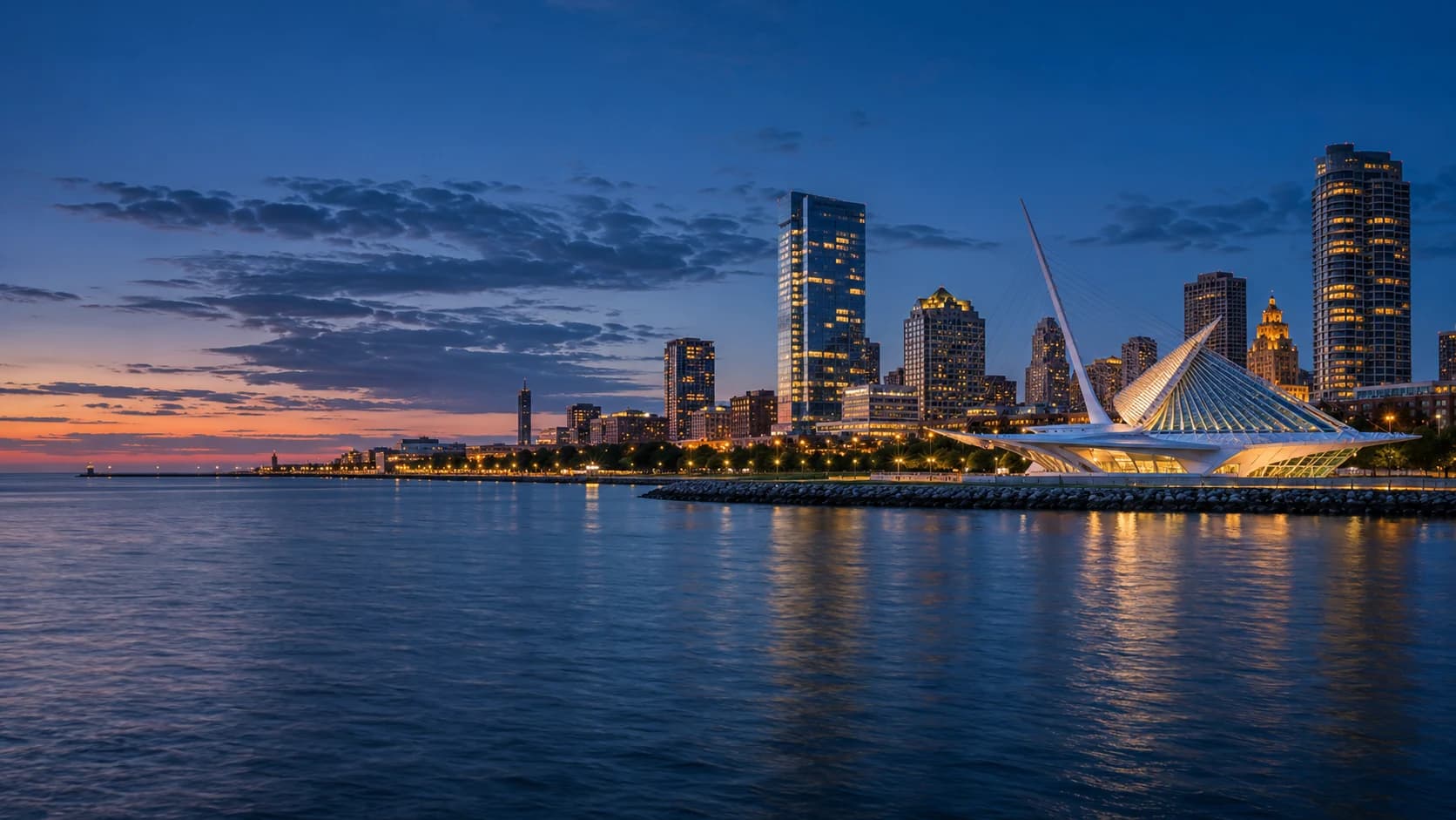 Milwaukee lakefront and the Milwaukee Art Museum at blue hour